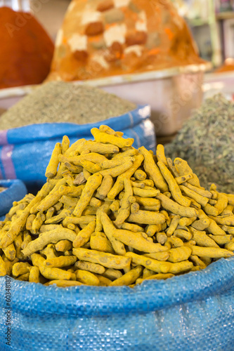 Kurkuma auf einem Markt in Marokko