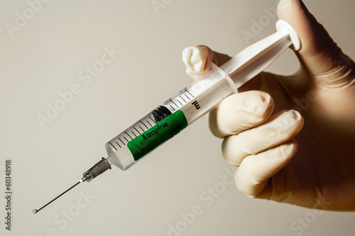 starting an injection photo