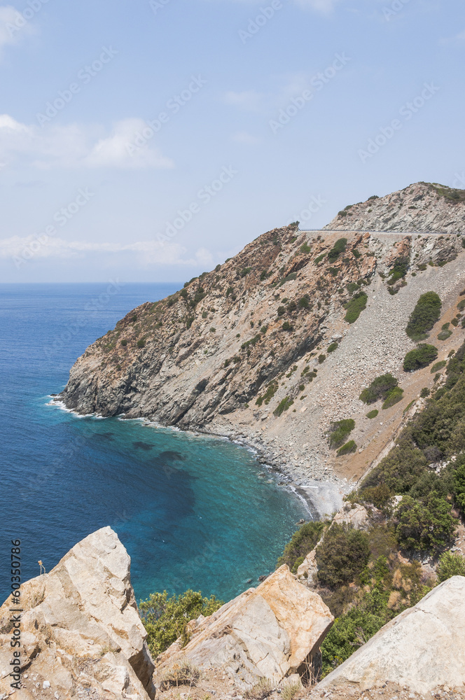Fototapeta premium Patresi la guardia, steile Küstenstrasse, Insel Elba, Italien