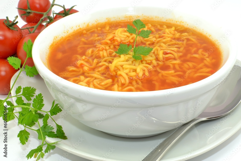 zupa pomidorowa z makaronem zupa pomidorowa z makaronem
