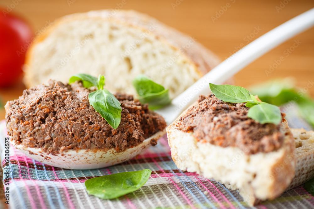 pate with bread