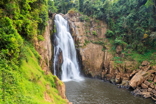 Fototapeta Naklejka Na Ścianę i Meble -  Haew narok waterfall, khao yai national park, Thailand