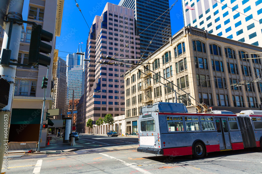Obraz premium San Francisco downtown buildings and tram California