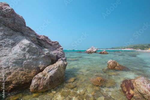 Fototapeta Naklejka Na Ścianę i Meble -  beach with rocks