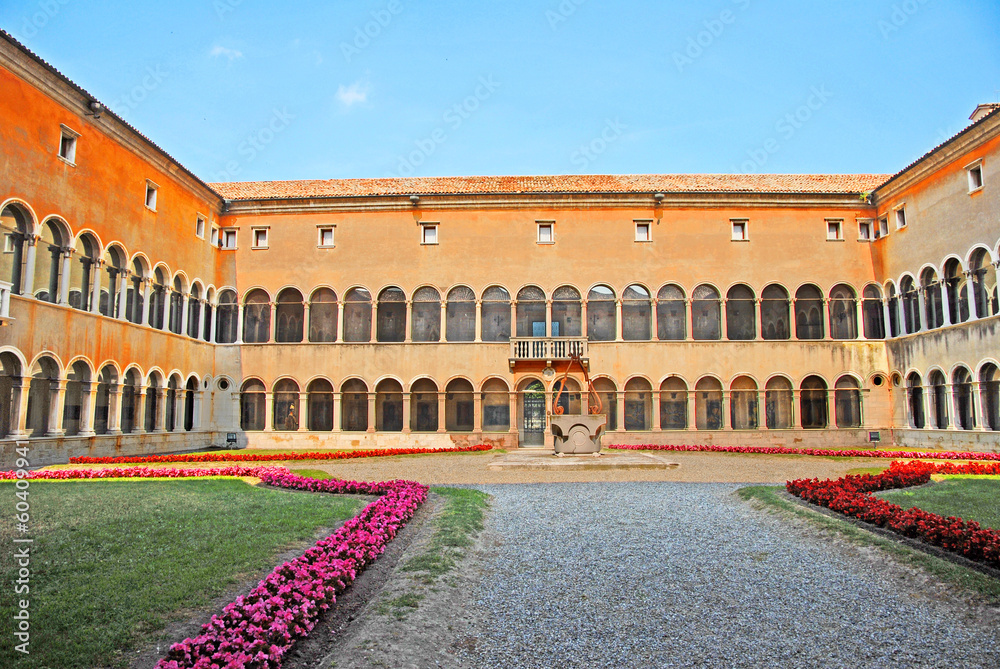 Ravenna, Italy:  The antique Loggetta Lombardesca courtyard.