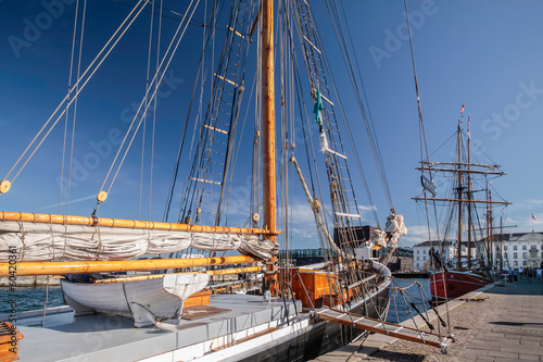 Großes, altes Segelschiff © cmfotoworks