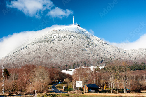Fotografi sommet du puy de dôme enneigé