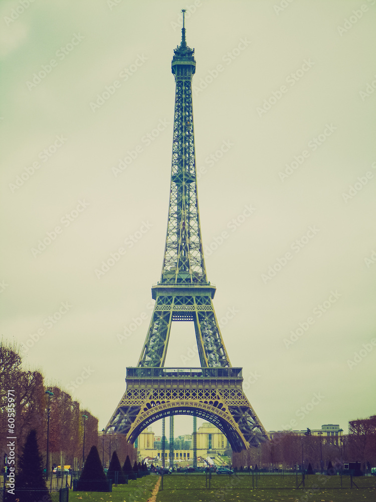 Retro look Tour Eiffel Paris