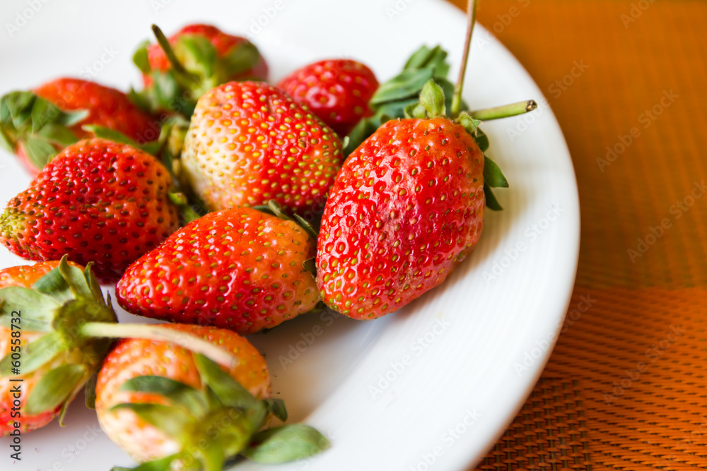 fresh strawberry on the plate fresh strawberry on the plate
