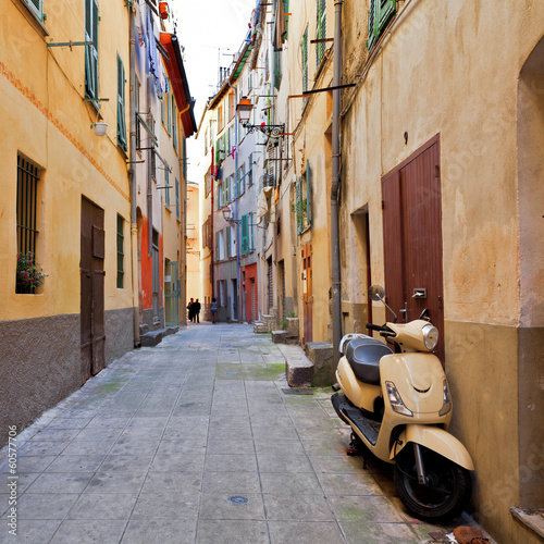 The streets of old Nice.