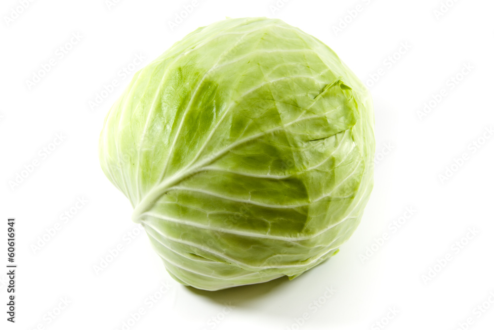 Frischer Kohl auf Weißem Hintergrund Frischer Kohl auf Weißem Hintergrund