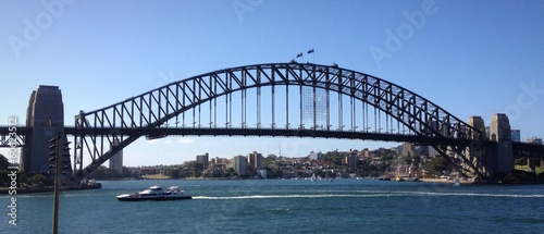 Sydney bridge © bat104