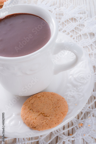 Hot chocolate with cookie