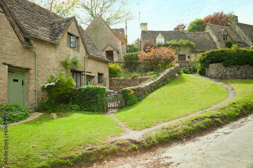 Bilbury . Traditional Cotswold cottages in England, UK.