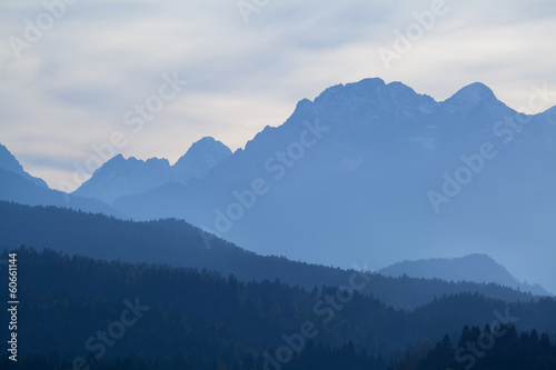 high mountains in dusk © Olha Rohulya