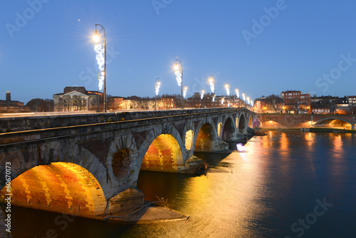 Bild auf Leinwand Pont-Neuf de nuit à Toulouse