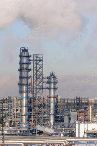 crude fractionating column Moscow refinery