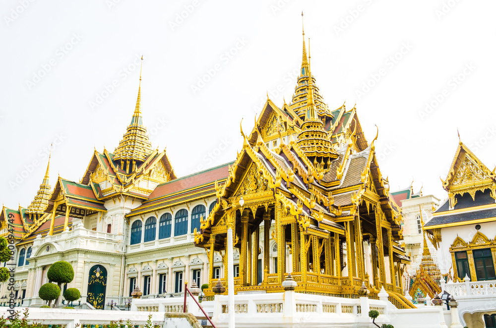 Fototapeta premium Emerald temple in thailand