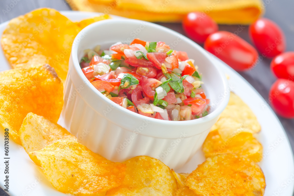 nachos with salsa nachos with salsa