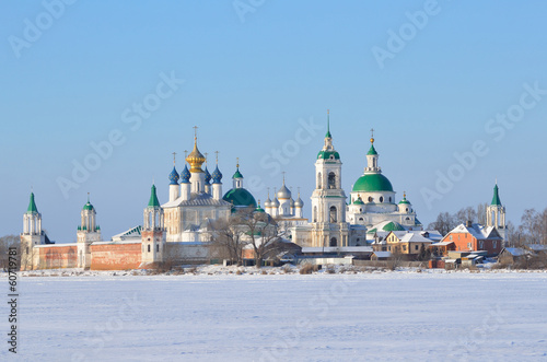 Спасо-Яковлевский Димитриев монастырь в Ростове Великом зимой