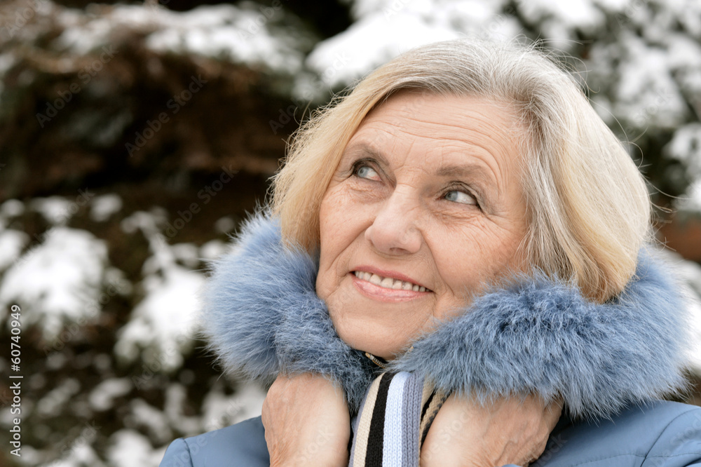 Old woman in the winter