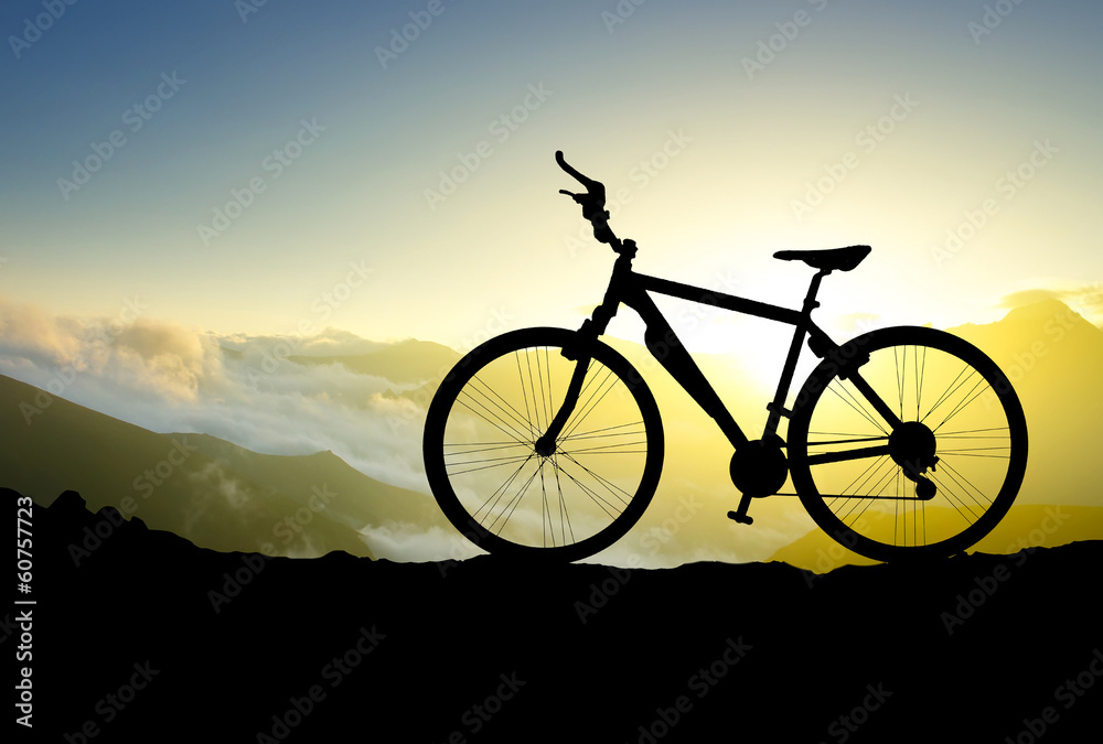 Obraz premium Silhouette of a bike. Sport and active life concept