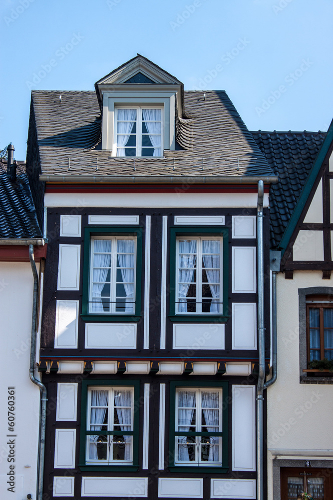 Obraz premium Hostorical half-timbered house in Bad Muenstereifel, Germany