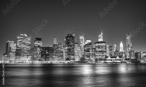 Black and white night view of Manhattan skyline