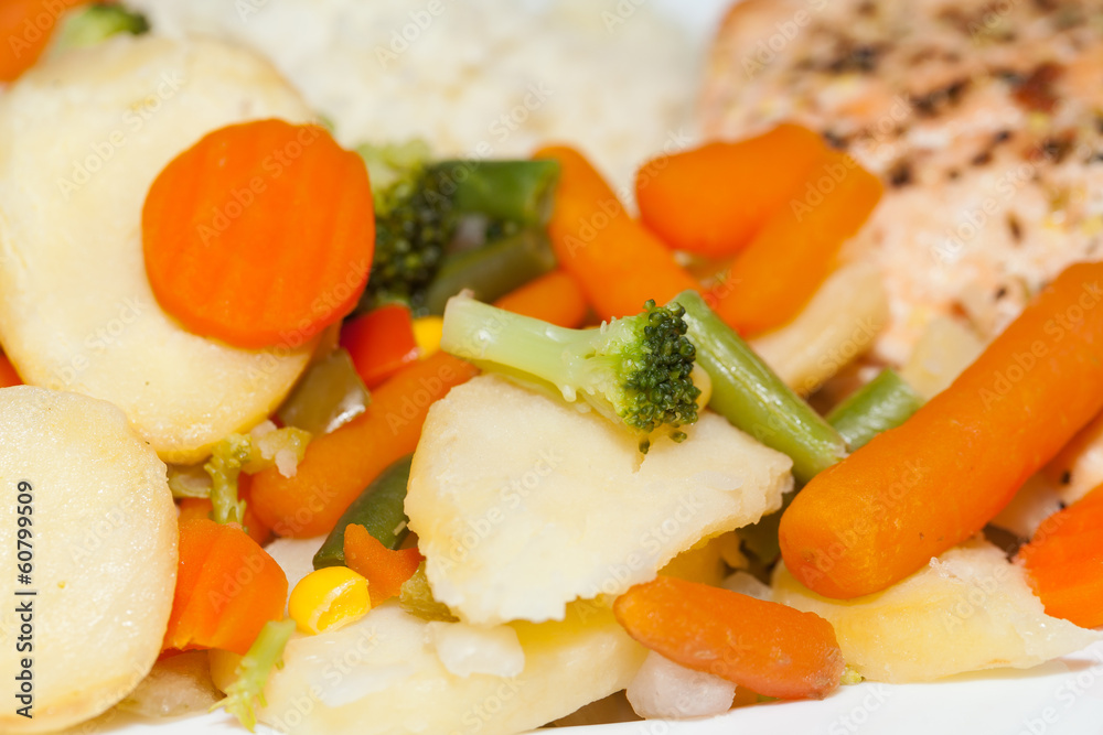 The healthy diet. The salmon with vegetables The healthy diet. The salmon with vegetables
