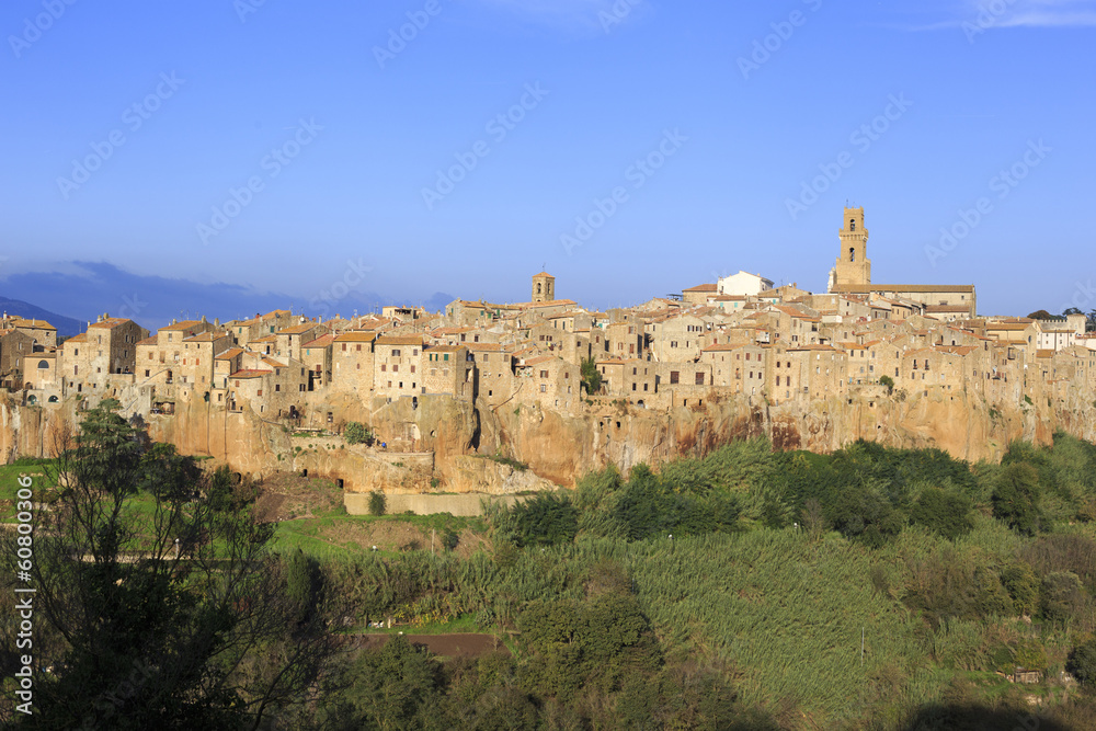 Fototapeta premium Pitigliano, hilltop town