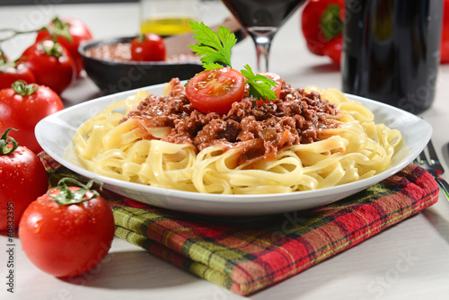 Noodles with bolognese sauce