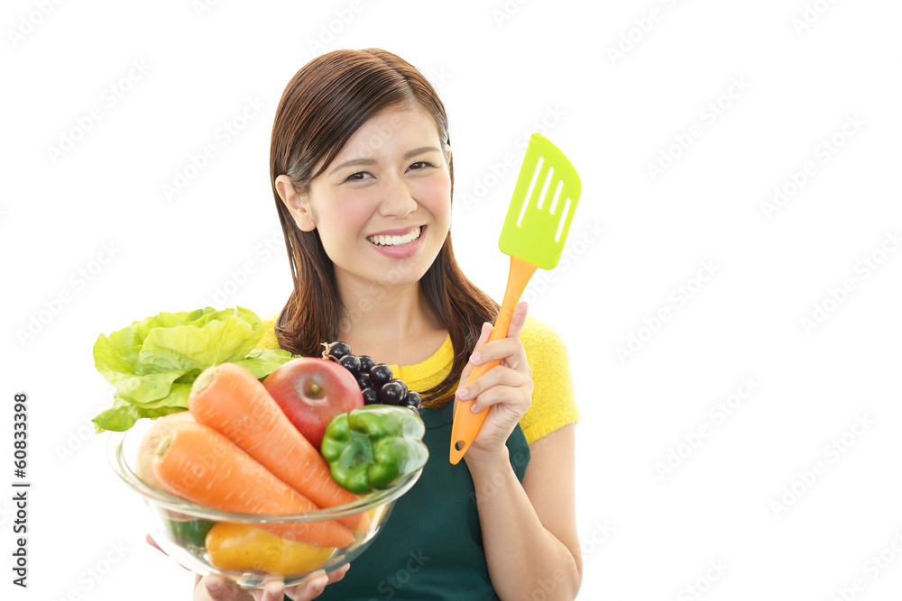 料理を楽しむ主婦 料理を楽しむ主婦