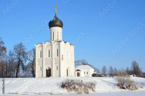 Владимир, древняя церковь Покрова на Нерли