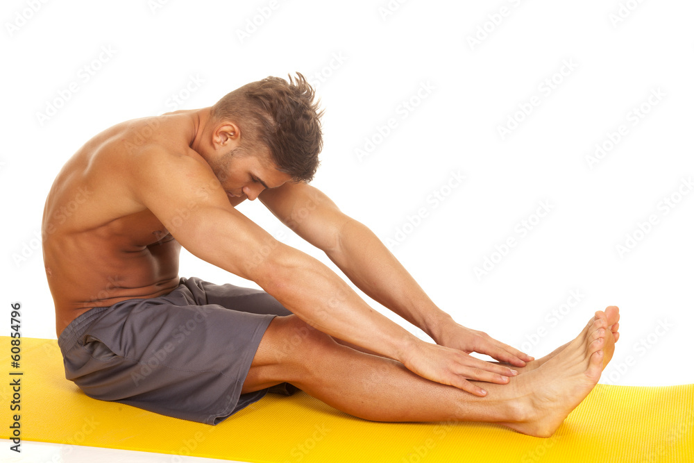 Obraz premium man shorts sit stretch back