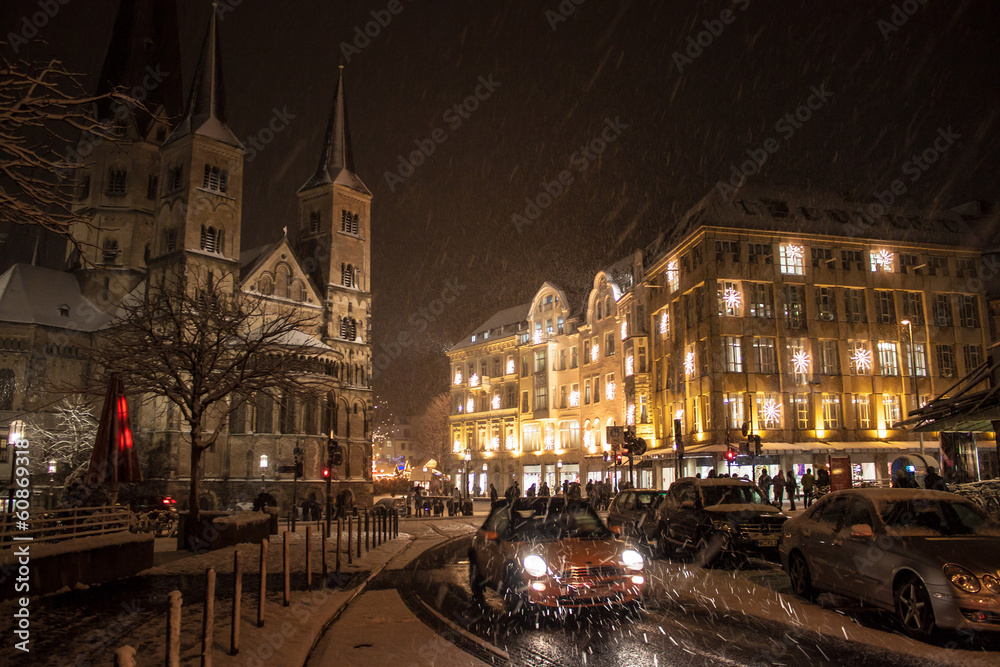 Obraz premium Winter snowy view of the center of Bonn, Germany