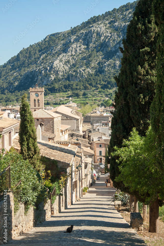 Obraz premium Way down the calvary at Pollenca, Mallorca, Spain
