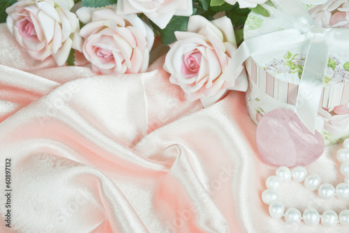Horizontal pink composition