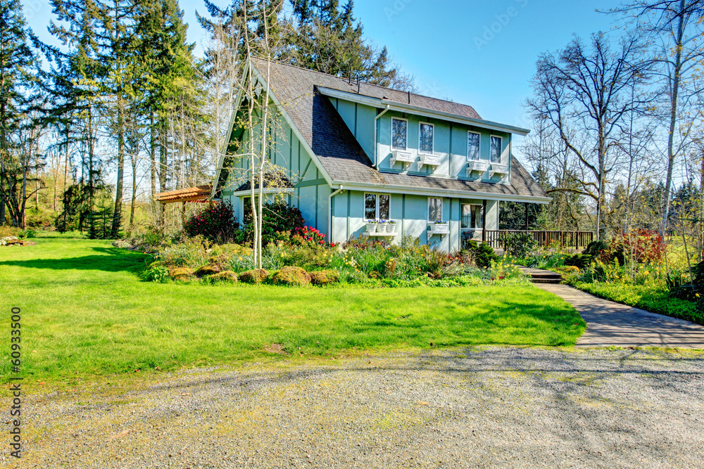Beautiful farmhouse with open deck and charming flowerbed Beautiful farmhouse with open deck and charming flowerbed