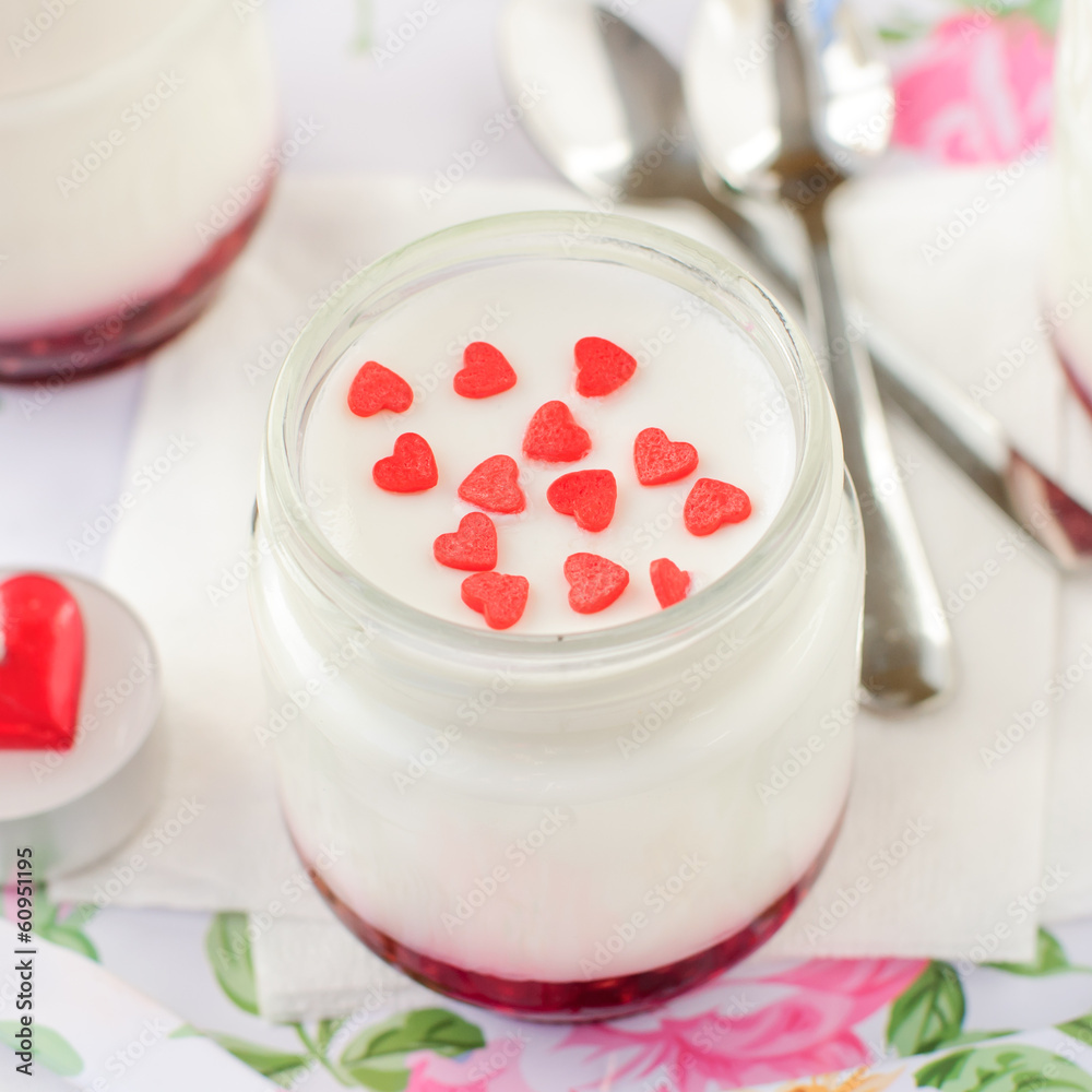 Natural Yoghurt with Raspberry Jam Natural Yoghurt with Raspberry Jam