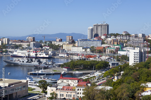 Fototapeta Naklejka Na Ścianę i Meble -  Panorama Of Vladivostok. Bight Golden Horn