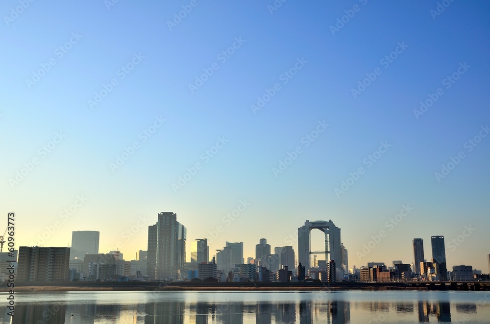 Fototapeta premium Budynki w Osace rano