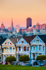 Fototapete San Francisco Die Painted Ladies von San Francisco, Kalifornien, USA.  © Luciano Mortula-LGM