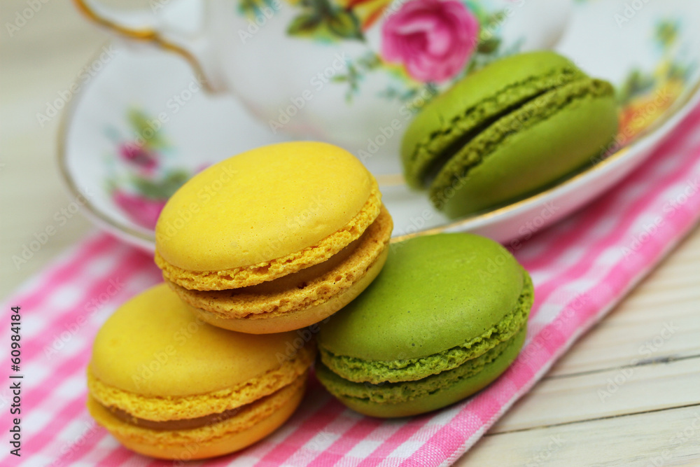 Lemon and pistachio macaroons, close up Lemon and pistachio macaroons, close up