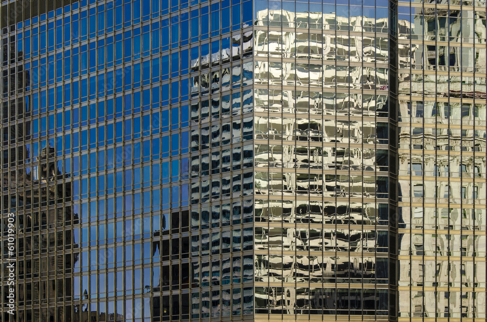 Spiegelung in Hochhaus, Chicago, USA Spiegelung in Hochhaus, Chicago, USA