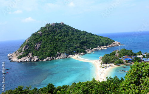 Nangyuan island, Thailand © yelena011