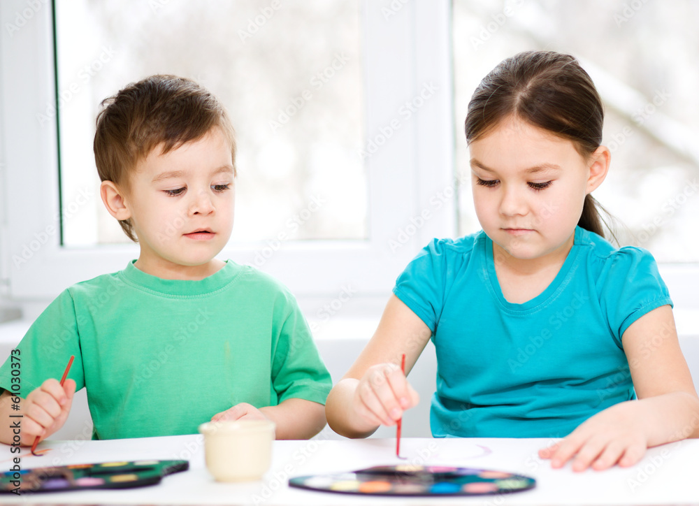 Children are painting with paint Children are painting with paint