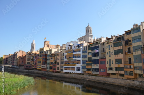 Gérone, maisons suspendues, rivière Onar