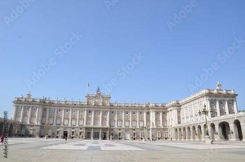Palais royal de Madrid, Plaza de la Armería