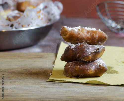 Bomboloni ripieni al cioccolato photo