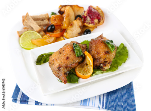Homemade fried chicken drumsticks with vegetables
